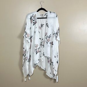 NWT Gentle Fawn Kimono Cover Up